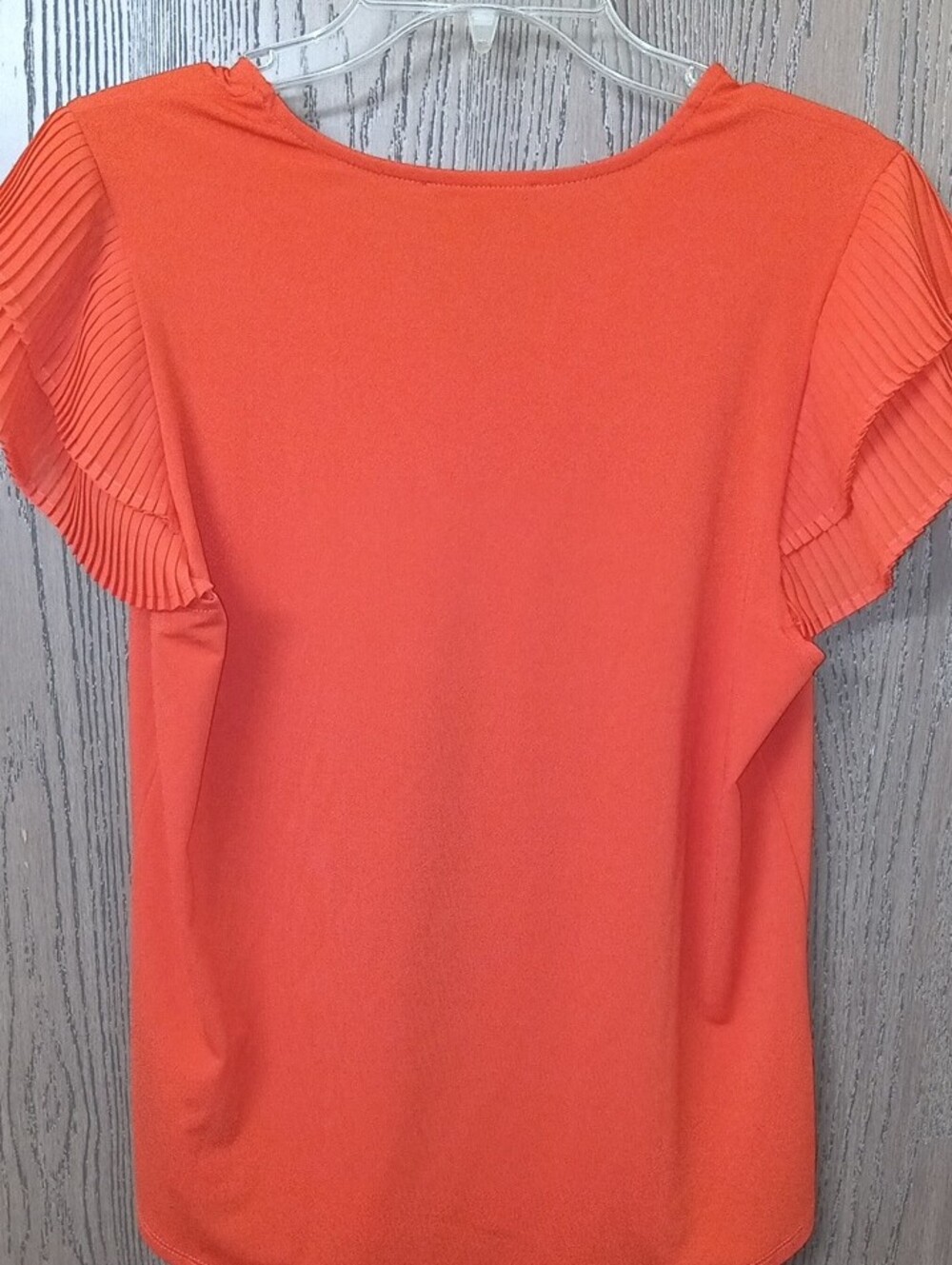 New Adrianna Papell Orange V-Neck Flutter Sleeve Top| Size M - Picture 3 of 4